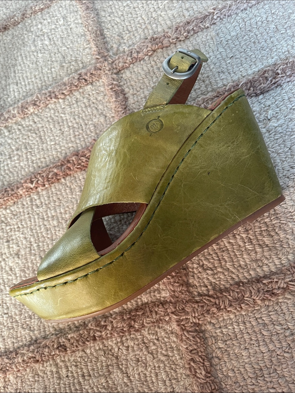 Born Olive Green Leather Wedge Straps Slingbacks Sandals Size 9 - Picture 6 of 14